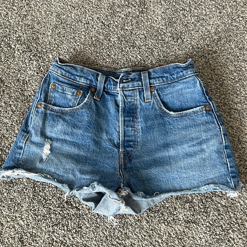 Levi’s 501 shorts